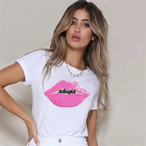 Playeras de moda para mujer .